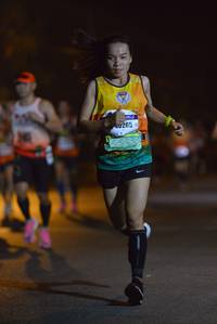 BIB: 265
                            <button type="button" onclick="openModal(7690901)" class="btn btn-primary btn-sm float-right btn-popup" data-toggle="modal" data-target=".modal-high-quality">
                        <i class="fas fa-shopping-cart"></i> Add to Cart
                    </button>
                                            <button type="button" onclick="isThisMe(7690901, true)" class="btn btn-success btn-sm float-right btn-popup btn-isme hidden" data-toggle="tooltip" data-placement="bottom" title="นี่คือรูปของคุณใช่ไหม คลิกที่นี่เพื่อเอาเข้าอัลบั้ม">
                        <i class="fas fa-plus"></i> Add to album
                    </button>
                    <button type="button" onclick="isThisMe(7690901, false)" class="btn btn-warning btn-sm float-right btn-popup btn-isnotme hidden">
                        <i class="fas fa-ban"></i> Remove from album
                    </button>