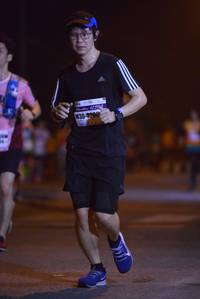 BIB: 9260
                            <button type="button" onclick="openModal(7725396)" class="btn btn-primary btn-sm float-right btn-popup" data-toggle="modal" data-target=".modal-high-quality">
                        <i class="fas fa-shopping-cart"></i> Add to Cart
                    </button>
                                            <button type="button" onclick="isThisMe(7725396, true)" class="btn btn-success btn-sm float-right btn-popup btn-isme hidden" data-toggle="tooltip" data-placement="bottom" title="นี่คือรูปของคุณใช่ไหม คลิกที่นี่เพื่อเอาเข้าอัลบั้ม">
                        <i class="fas fa-plus"></i> Add to album
                    </button>
                    <button type="button" onclick="isThisMe(7725396, false)" class="btn btn-warning btn-sm float-right btn-popup btn-isnotme hidden">
                        <i class="fas fa-ban"></i> Remove from album
                    </button>