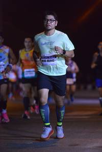 BIB: 46443
                            <button type="button" onclick="openModal(7712400)" class="btn btn-primary btn-sm float-right btn-popup" data-toggle="modal" data-target=".modal-high-quality">
                        <i class="fas fa-shopping-cart"></i> Add to Cart
                    </button>
                                            <button type="button" onclick="isThisMe(7712400, true)" class="btn btn-success btn-sm float-right btn-popup btn-isme hidden" data-toggle="tooltip" data-placement="bottom" title="นี่คือรูปของคุณใช่ไหม คลิกที่นี่เพื่อเอาเข้าอัลบั้ม">
                        <i class="fas fa-plus"></i> Add to album
                    </button>
                    <button type="button" onclick="isThisMe(7712400, false)" class="btn btn-warning btn-sm float-right btn-popup btn-isnotme hidden">
                        <i class="fas fa-ban"></i> Remove from album
                    </button>