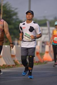BIB: 82015
                            <button type="button" onclick="openModal(10246609)" class="btn btn-primary btn-sm float-right btn-popup" data-toggle="modal" data-target=".modal-high-quality">
                        <i class="fas fa-shopping-cart"></i> Add to Cart
                    </button>
                                            <button type="button" onclick="isThisMe(10246609, true)" class="btn btn-success btn-sm float-right btn-popup btn-isme hidden" data-toggle="tooltip" data-placement="bottom" title="นี่คือรูปของคุณใช่ไหม คลิกที่นี่เพื่อเอาเข้าอัลบั้ม">
                        <i class="fas fa-plus"></i> Add to album
                    </button>
                    <button type="button" onclick="isThisMe(10246609, false)" class="btn btn-warning btn-sm float-right btn-popup btn-isnotme hidden">
                        <i class="fas fa-ban"></i> Remove from album
                    </button>