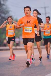 BIB: 5758
                            <button type="button" onclick="openModal(9868559)" class="btn btn-primary btn-sm float-right btn-popup" data-toggle="modal" data-target=".modal-high-quality">
                        <i class="fas fa-shopping-cart"></i> Add to Cart
                    </button>
                                            <button type="button" onclick="isThisMe(9868559, true)" class="btn btn-success btn-sm float-right btn-popup btn-isme hidden" data-toggle="tooltip" data-placement="bottom" title="นี่คือรูปของคุณใช่ไหม คลิกที่นี่เพื่อเอาเข้าอัลบั้ม">
                        <i class="fas fa-plus"></i> Add to album
                    </button>
                    <button type="button" onclick="isThisMe(9868559, false)" class="btn btn-warning btn-sm float-right btn-popup btn-isnotme hidden">
                        <i class="fas fa-ban"></i> Remove from album
                    </button>