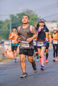 BIB: 404, 42783
                            <button type="button" onclick="openModal(9610087)" class="btn btn-primary btn-sm float-right btn-popup" data-toggle="modal" data-target=".modal-high-quality">
                        <i class="fas fa-shopping-cart"></i> Add to Cart
                    </button>
                                            <button type="button" onclick="isThisMe(9610087, true)" class="btn btn-success btn-sm float-right btn-popup btn-isme hidden" data-toggle="tooltip" data-placement="bottom" title="นี่คือรูปของคุณใช่ไหม คลิกที่นี่เพื่อเอาเข้าอัลบั้ม">
                        <i class="fas fa-plus"></i> Add to album
                    </button>
                    <button type="button" onclick="isThisMe(9610087, false)" class="btn btn-warning btn-sm float-right btn-popup btn-isnotme hidden">
                        <i class="fas fa-ban"></i> Remove from album
                    </button>