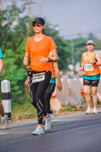 BIB: 40560
                            <button type="button" onclick="openModal(9609408)" class="btn btn-primary btn-sm float-right btn-popup" data-toggle="modal" data-target=".modal-high-quality">
                        <i class="fas fa-shopping-cart"></i> Add to Cart
                    </button>
                                            <button type="button" onclick="isThisMe(9609408, true)" class="btn btn-success btn-sm float-right btn-popup btn-isme hidden" data-toggle="tooltip" data-placement="bottom" title="นี่คือรูปของคุณใช่ไหม คลิกที่นี่เพื่อเอาเข้าอัลบั้ม">
                        <i class="fas fa-plus"></i> Add to album
                    </button>
                    <button type="button" onclick="isThisMe(9609408, false)" class="btn btn-warning btn-sm float-right btn-popup btn-isnotme hidden">
                        <i class="fas fa-ban"></i> Remove from album
                    </button>