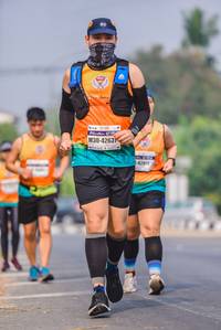BIB: 4263, 42011
                            <button type="button" onclick="openModal(9612355)" class="btn btn-primary btn-sm float-right btn-popup" data-toggle="modal" data-target=".modal-high-quality">
                        <i class="fas fa-shopping-cart"></i> Add to Cart
                    </button>
                                            <button type="button" onclick="isThisMe(9612355, true)" class="btn btn-success btn-sm float-right btn-popup btn-isme hidden" data-toggle="tooltip" data-placement="bottom" title="นี่คือรูปของคุณใช่ไหม คลิกที่นี่เพื่อเอาเข้าอัลบั้ม">
                        <i class="fas fa-plus"></i> Add to album
                    </button>
                    <button type="button" onclick="isThisMe(9612355, false)" class="btn btn-warning btn-sm float-right btn-popup btn-isnotme hidden">
                        <i class="fas fa-ban"></i> Remove from album
                    </button>