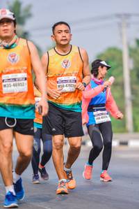 BIB: 4692, 47922
                            <button type="button" onclick="openModal(9612441)" class="btn btn-primary btn-sm float-right btn-popup" data-toggle="modal" data-target=".modal-high-quality">
                        <i class="fas fa-shopping-cart"></i> Add to Cart
                    </button>
                                            <button type="button" onclick="isThisMe(9612441, true)" class="btn btn-success btn-sm float-right btn-popup btn-isme hidden" data-toggle="tooltip" data-placement="bottom" title="นี่คือรูปของคุณใช่ไหม คลิกที่นี่เพื่อเอาเข้าอัลบั้ม">
                        <i class="fas fa-plus"></i> Add to album
                    </button>
                    <button type="button" onclick="isThisMe(9612441, false)" class="btn btn-warning btn-sm float-right btn-popup btn-isnotme hidden">
                        <i class="fas fa-ban"></i> Remove from album
                    </button>