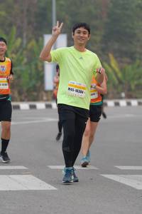 BIB: 16384, 1041
                            <button type="button" onclick="openModal(9875529)" class="btn btn-primary btn-sm float-right btn-popup" data-toggle="modal" data-target=".modal-high-quality">
                        <i class="fas fa-shopping-cart"></i> Add to Cart
                    </button>
                                            <button type="button" onclick="isThisMe(9875529, true)" class="btn btn-success btn-sm float-right btn-popup btn-isme hidden" data-toggle="tooltip" data-placement="bottom" title="นี่คือรูปของคุณใช่ไหม คลิกที่นี่เพื่อเอาเข้าอัลบั้ม">
                        <i class="fas fa-plus"></i> Add to album
                    </button>
                    <button type="button" onclick="isThisMe(9875529, false)" class="btn btn-warning btn-sm float-right btn-popup btn-isnotme hidden">
                        <i class="fas fa-ban"></i> Remove from album
                    </button>