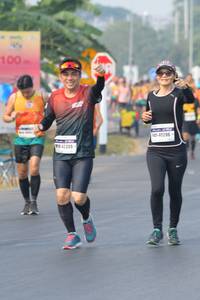 BIB: 100, 40296, 42309
                            <button type="button" onclick="openModal(8373769)" class="btn btn-primary btn-sm float-right btn-popup" data-toggle="modal" data-target=".modal-high-quality">
                        <i class="fas fa-shopping-cart"></i> Add to Cart
                    </button>
                                            <button type="button" onclick="isThisMe(8373769, true)" class="btn btn-success btn-sm float-right btn-popup btn-isme hidden" data-toggle="tooltip" data-placement="bottom" title="นี่คือรูปของคุณใช่ไหม คลิกที่นี่เพื่อเอาเข้าอัลบั้ม">
                        <i class="fas fa-plus"></i> Add to album
                    </button>
                    <button type="button" onclick="isThisMe(8373769, false)" class="btn btn-warning btn-sm float-right btn-popup btn-isnotme hidden">
                        <i class="fas fa-ban"></i> Remove from album
                    </button>