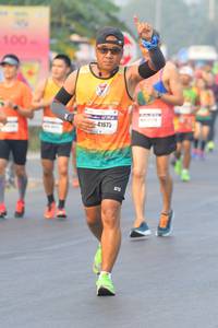 BIB: 46121
                            <button type="button" onclick="openModal(7593052)" class="btn btn-primary btn-sm float-right btn-popup" data-toggle="modal" data-target=".modal-high-quality">
                        <i class="fas fa-shopping-cart"></i> Add to Cart
                    </button>
                                            <button type="button" onclick="isThisMe(7593052, true)" class="btn btn-success btn-sm float-right btn-popup btn-isme hidden" data-toggle="tooltip" data-placement="bottom" title="นี่คือรูปของคุณใช่ไหม คลิกที่นี่เพื่อเอาเข้าอัลบั้ม">
                        <i class="fas fa-plus"></i> Add to album
                    </button>
                    <button type="button" onclick="isThisMe(7593052, false)" class="btn btn-warning btn-sm float-right btn-popup btn-isnotme hidden">
                        <i class="fas fa-ban"></i> Remove from album
                    </button>