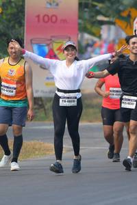 BIB: 100, 4545, 42358, 46302, 48070
                            <button type="button" onclick="openModal(8341171)" class="btn btn-primary btn-sm float-right btn-popup" data-toggle="modal" data-target=".modal-high-quality">
                        <i class="fas fa-shopping-cart"></i> Add to Cart
                    </button>
                                            <button type="button" onclick="isThisMe(8341171, true)" class="btn btn-success btn-sm float-right btn-popup btn-isme hidden" data-toggle="tooltip" data-placement="bottom" title="นี่คือรูปของคุณใช่ไหม คลิกที่นี่เพื่อเอาเข้าอัลบั้ม">
                        <i class="fas fa-plus"></i> Add to album
                    </button>
                    <button type="button" onclick="isThisMe(8341171, false)" class="btn btn-warning btn-sm float-right btn-popup btn-isnotme hidden">
                        <i class="fas fa-ban"></i> Remove from album
                    </button>