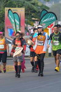 BIB: 47201, 40326, 26042
                            <button type="button" onclick="openModal(8350168)" class="btn btn-primary btn-sm float-right btn-popup" data-toggle="modal" data-target=".modal-high-quality">
                        <i class="fas fa-shopping-cart"></i> Add to Cart
                    </button>
                                            <button type="button" onclick="isThisMe(8350168, true)" class="btn btn-success btn-sm float-right btn-popup btn-isme hidden" data-toggle="tooltip" data-placement="bottom" title="นี่คือรูปของคุณใช่ไหม คลิกที่นี่เพื่อเอาเข้าอัลบั้ม">
                        <i class="fas fa-plus"></i> Add to album
                    </button>
                    <button type="button" onclick="isThisMe(8350168, false)" class="btn btn-warning btn-sm float-right btn-popup btn-isnotme hidden">
                        <i class="fas fa-ban"></i> Remove from album
                    </button>