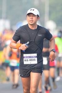 BIB: 42195, 48515
                            <button type="button" onclick="openModal(8341101)" class="btn btn-primary btn-sm float-right btn-popup" data-toggle="modal" data-target=".modal-high-quality">
                        <i class="fas fa-shopping-cart"></i> Add to Cart
                    </button>
                                            <button type="button" onclick="isThisMe(8341101, true)" class="btn btn-success btn-sm float-right btn-popup btn-isme hidden" data-toggle="tooltip" data-placement="bottom" title="นี่คือรูปของคุณใช่ไหม คลิกที่นี่เพื่อเอาเข้าอัลบั้ม">
                        <i class="fas fa-plus"></i> Add to album
                    </button>
                    <button type="button" onclick="isThisMe(8341101, false)" class="btn btn-warning btn-sm float-right btn-popup btn-isnotme hidden">
                        <i class="fas fa-ban"></i> Remove from album
                    </button>