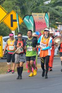 BIB: 100, 0326, 47201, 14026547
                            <button type="button" onclick="openModal(8350563)" class="btn btn-primary btn-sm float-right btn-popup" data-toggle="modal" data-target=".modal-high-quality">
                        <i class="fas fa-shopping-cart"></i> Add to Cart
                    </button>
                                            <button type="button" onclick="isThisMe(8350563, true)" class="btn btn-success btn-sm float-right btn-popup btn-isme hidden" data-toggle="tooltip" data-placement="bottom" title="นี่คือรูปของคุณใช่ไหม คลิกที่นี่เพื่อเอาเข้าอัลบั้ม">
                        <i class="fas fa-plus"></i> Add to album
                    </button>
                    <button type="button" onclick="isThisMe(8350563, false)" class="btn btn-warning btn-sm float-right btn-popup btn-isnotme hidden">
                        <i class="fas fa-ban"></i> Remove from album
                    </button>