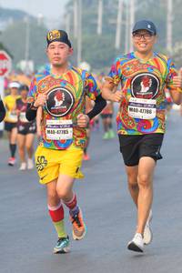 BIB: 40503, 48088, 47481
                            <button type="button" onclick="openModal(7589618)" class="btn btn-primary btn-sm float-right btn-popup" data-toggle="modal" data-target=".modal-high-quality">
                        <i class="fas fa-shopping-cart"></i> Add to Cart
                    </button>
                                            <button type="button" onclick="isThisMe(7589618, true)" class="btn btn-success btn-sm float-right btn-popup btn-isme hidden" data-toggle="tooltip" data-placement="bottom" title="นี่คือรูปของคุณใช่ไหม คลิกที่นี่เพื่อเอาเข้าอัลบั้ม">
                        <i class="fas fa-plus"></i> Add to album
                    </button>
                    <button type="button" onclick="isThisMe(7589618, false)" class="btn btn-warning btn-sm float-right btn-popup btn-isnotme hidden">
                        <i class="fas fa-ban"></i> Remove from album
                    </button>