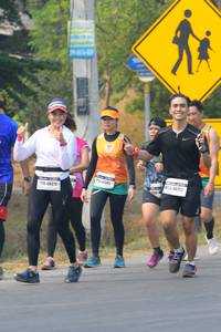 BIB: 46302, 48070
                            <button type="button" onclick="openModal(8341344)" class="btn btn-primary btn-sm float-right btn-popup" data-toggle="modal" data-target=".modal-high-quality">
                        <i class="fas fa-shopping-cart"></i> Add to Cart
                    </button>
                                            <button type="button" onclick="isThisMe(8341344, true)" class="btn btn-success btn-sm float-right btn-popup btn-isme hidden" data-toggle="tooltip" data-placement="bottom" title="นี่คือรูปของคุณใช่ไหม คลิกที่นี่เพื่อเอาเข้าอัลบั้ม">
                        <i class="fas fa-plus"></i> Add to album
                    </button>
                    <button type="button" onclick="isThisMe(8341344, false)" class="btn btn-warning btn-sm float-right btn-popup btn-isnotme hidden">
                        <i class="fas fa-ban"></i> Remove from album
                    </button>