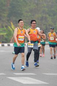 BIB: 1653, 17352
                            <button type="button" onclick="openModal(7753074)" class="btn btn-primary btn-sm float-right btn-popup" data-toggle="modal" data-target=".modal-high-quality">
                        <i class="fas fa-shopping-cart"></i> Add to Cart
                    </button>
                                            <button type="button" onclick="isThisMe(7753074, true)" class="btn btn-success btn-sm float-right btn-popup btn-isme hidden" data-toggle="tooltip" data-placement="bottom" title="นี่คือรูปของคุณใช่ไหม คลิกที่นี่เพื่อเอาเข้าอัลบั้ม">
                        <i class="fas fa-plus"></i> Add to album
                    </button>
                    <button type="button" onclick="isThisMe(7753074, false)" class="btn btn-warning btn-sm float-right btn-popup btn-isnotme hidden">
                        <i class="fas fa-ban"></i> Remove from album
                    </button>