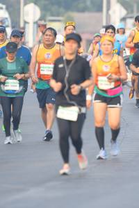 BIB: 409
                            <button type="button" onclick="openModal(7570472)" class="btn btn-primary btn-sm float-right btn-popup" data-toggle="modal" data-target=".modal-high-quality">
                        <i class="fas fa-shopping-cart"></i> Add to Cart
                    </button>
                                            <button type="button" onclick="isThisMe(7570472, true)" class="btn btn-success btn-sm float-right btn-popup btn-isme hidden" data-toggle="tooltip" data-placement="bottom" title="นี่คือรูปของคุณใช่ไหม คลิกที่นี่เพื่อเอาเข้าอัลบั้ม">
                        <i class="fas fa-plus"></i> Add to album
                    </button>
                    <button type="button" onclick="isThisMe(7570472, false)" class="btn btn-warning btn-sm float-right btn-popup btn-isnotme hidden">
                        <i class="fas fa-ban"></i> Remove from album
                    </button>