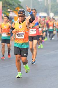 BIB: 4133
                            <button type="button" onclick="openModal(7593049)" class="btn btn-primary btn-sm float-right btn-popup" data-toggle="modal" data-target=".modal-high-quality">
                        <i class="fas fa-shopping-cart"></i> Add to Cart
                    </button>
                                            <button type="button" onclick="isThisMe(7593049, true)" class="btn btn-success btn-sm float-right btn-popup btn-isme hidden" data-toggle="tooltip" data-placement="bottom" title="นี่คือรูปของคุณใช่ไหม คลิกที่นี่เพื่อเอาเข้าอัลบั้ม">
                        <i class="fas fa-plus"></i> Add to album
                    </button>
                    <button type="button" onclick="isThisMe(7593049, false)" class="btn btn-warning btn-sm float-right btn-popup btn-isnotme hidden">
                        <i class="fas fa-ban"></i> Remove from album
                    </button>