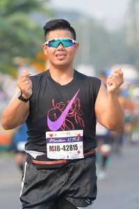 BIB: 42195, 42815
                            <button type="button" onclick="openModal(8356919)" class="btn btn-primary btn-sm float-right btn-popup" data-toggle="modal" data-target=".modal-high-quality">
                        <i class="fas fa-shopping-cart"></i> Add to Cart
                    </button>
                                            <button type="button" onclick="isThisMe(8356919, true)" class="btn btn-success btn-sm float-right btn-popup btn-isme hidden" data-toggle="tooltip" data-placement="bottom" title="นี่คือรูปของคุณใช่ไหม คลิกที่นี่เพื่อเอาเข้าอัลบั้ม">
                        <i class="fas fa-plus"></i> Add to album
                    </button>
                    <button type="button" onclick="isThisMe(8356919, false)" class="btn btn-warning btn-sm float-right btn-popup btn-isnotme hidden">
                        <i class="fas fa-ban"></i> Remove from album
                    </button>