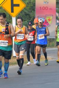 BIB: 100, 40194, 42865
                            <button type="button" onclick="openModal(8383292)" class="btn btn-primary btn-sm float-right btn-popup" data-toggle="modal" data-target=".modal-high-quality">
                        <i class="fas fa-shopping-cart"></i> Add to Cart
                    </button>
                                            <button type="button" onclick="isThisMe(8383292, true)" class="btn btn-success btn-sm float-right btn-popup btn-isme hidden" data-toggle="tooltip" data-placement="bottom" title="นี่คือรูปของคุณใช่ไหม คลิกที่นี่เพื่อเอาเข้าอัลบั้ม">
                        <i class="fas fa-plus"></i> Add to album
                    </button>
                    <button type="button" onclick="isThisMe(8383292, false)" class="btn btn-warning btn-sm float-right btn-popup btn-isnotme hidden">
                        <i class="fas fa-ban"></i> Remove from album
                    </button>