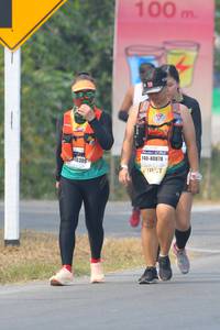 BIB: 100, 40878, 0309
                            <button type="button" onclick="openModal(8385988)" class="btn btn-primary btn-sm float-right btn-popup" data-toggle="modal" data-target=".modal-high-quality">
                        <i class="fas fa-shopping-cart"></i> Add to Cart
                    </button>
                                            <button type="button" onclick="isThisMe(8385988, true)" class="btn btn-success btn-sm float-right btn-popup btn-isme hidden" data-toggle="tooltip" data-placement="bottom" title="นี่คือรูปของคุณใช่ไหม คลิกที่นี่เพื่อเอาเข้าอัลบั้ม">
                        <i class="fas fa-plus"></i> Add to album
                    </button>
                    <button type="button" onclick="isThisMe(8385988, false)" class="btn btn-warning btn-sm float-right btn-popup btn-isnotme hidden">
                        <i class="fas fa-ban"></i> Remove from album
                    </button>