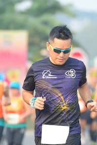 BIB: 46012
                            <button type="button" onclick="openModal(7680182)" class="btn btn-primary btn-sm float-right btn-popup" data-toggle="modal" data-target=".modal-high-quality">
                        <i class="fas fa-shopping-cart"></i> Add to Cart
                    </button>
                                            <button type="button" onclick="isThisMe(7680182, true)" class="btn btn-success btn-sm float-right btn-popup btn-isme hidden" data-toggle="tooltip" data-placement="bottom" title="นี่คือรูปของคุณใช่ไหม คลิกที่นี่เพื่อเอาเข้าอัลบั้ม">
                        <i class="fas fa-plus"></i> Add to album
                    </button>
                    <button type="button" onclick="isThisMe(7680182, false)" class="btn btn-warning btn-sm float-right btn-popup btn-isnotme hidden">
                        <i class="fas fa-ban"></i> Remove from album
                    </button>