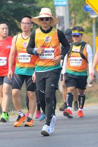 BIB: 42462, 42149, 546
                            <button type="button" onclick="openModal(8363893)" class="btn btn-primary btn-sm float-right btn-popup" data-toggle="modal" data-target=".modal-high-quality">
                        <i class="fas fa-shopping-cart"></i> Add to Cart
                    </button>
                                            <button type="button" onclick="isThisMe(8363893, true)" class="btn btn-success btn-sm float-right btn-popup btn-isme hidden" data-toggle="tooltip" data-placement="bottom" title="นี่คือรูปของคุณใช่ไหม คลิกที่นี่เพื่อเอาเข้าอัลบั้ม">
                        <i class="fas fa-plus"></i> Add to album
                    </button>
                    <button type="button" onclick="isThisMe(8363893, false)" class="btn btn-warning btn-sm float-right btn-popup btn-isnotme hidden">
                        <i class="fas fa-ban"></i> Remove from album
                    </button>