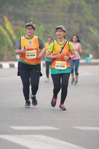 BIB: 16240, 15290
                            <button type="button" onclick="openModal(9881738)" class="btn btn-primary btn-sm float-right btn-popup" data-toggle="modal" data-target=".modal-high-quality">
                        <i class="fas fa-shopping-cart"></i> Add to Cart
                    </button>
                                            <button type="button" onclick="isThisMe(9881738, true)" class="btn btn-success btn-sm float-right btn-popup btn-isme hidden" data-toggle="tooltip" data-placement="bottom" title="นี่คือรูปของคุณใช่ไหม คลิกที่นี่เพื่อเอาเข้าอัลบั้ม">
                        <i class="fas fa-plus"></i> Add to album
                    </button>
                    <button type="button" onclick="isThisMe(9881738, false)" class="btn btn-warning btn-sm float-right btn-popup btn-isnotme hidden">
                        <i class="fas fa-ban"></i> Remove from album
                    </button>