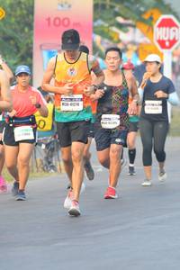 BIB: 42126
                            <button type="button" onclick="openModal(7698622)" class="btn btn-primary btn-sm float-right btn-popup" data-toggle="modal" data-target=".modal-high-quality">
                        <i class="fas fa-shopping-cart"></i> Add to Cart
                    </button>
                                            <button type="button" onclick="isThisMe(7698622, true)" class="btn btn-success btn-sm float-right btn-popup btn-isme hidden" data-toggle="tooltip" data-placement="bottom" title="นี่คือรูปของคุณใช่ไหม คลิกที่นี่เพื่อเอาเข้าอัลบั้ม">
                        <i class="fas fa-plus"></i> Add to album
                    </button>
                    <button type="button" onclick="isThisMe(7698622, false)" class="btn btn-warning btn-sm float-right btn-popup btn-isnotme hidden">
                        <i class="fas fa-ban"></i> Remove from album
                    </button>