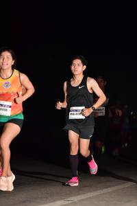 BIB: 0498, 417
                            <button type="button" onclick="openModal(8153321)" class="btn btn-primary btn-sm float-right btn-popup" data-toggle="modal" data-target=".modal-high-quality">
                        <i class="fas fa-shopping-cart"></i> Add to Cart
                    </button>
                                            <button type="button" onclick="isThisMe(8153321, true)" class="btn btn-success btn-sm float-right btn-popup btn-isme hidden" data-toggle="tooltip" data-placement="bottom" title="นี่คือรูปของคุณใช่ไหม คลิกที่นี่เพื่อเอาเข้าอัลบั้ม">
                        <i class="fas fa-plus"></i> Add to album
                    </button>
                    <button type="button" onclick="isThisMe(8153321, false)" class="btn btn-warning btn-sm float-right btn-popup btn-isnotme hidden">
                        <i class="fas fa-ban"></i> Remove from album
                    </button>