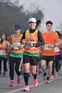 BIB: 204
                            <button type="button" onclick="openModal(7892273)" class="btn btn-primary btn-sm float-right btn-popup" data-toggle="modal" data-target=".modal-high-quality">
                        <i class="fas fa-shopping-cart"></i> Add to Cart
                    </button>
                                            <button type="button" onclick="isThisMe(7892273, true)" class="btn btn-success btn-sm float-right btn-popup btn-isme hidden" data-toggle="tooltip" data-placement="bottom" title="นี่คือรูปของคุณใช่ไหม คลิกที่นี่เพื่อเอาเข้าอัลบั้ม">
                        <i class="fas fa-plus"></i> Add to album
                    </button>
                    <button type="button" onclick="isThisMe(7892273, false)" class="btn btn-warning btn-sm float-right btn-popup btn-isnotme hidden">
                        <i class="fas fa-ban"></i> Remove from album
                    </button>