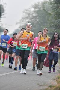 BIB: 27368, 27161
                            <button type="button" onclick="openModal(7680758)" class="btn btn-primary btn-sm float-right btn-popup" data-toggle="modal" data-target=".modal-high-quality">
                        <i class="fas fa-shopping-cart"></i> Add to Cart
                    </button>
                                            <button type="button" onclick="isThisMe(7680758, true)" class="btn btn-success btn-sm float-right btn-popup btn-isme hidden" data-toggle="tooltip" data-placement="bottom" title="นี่คือรูปของคุณใช่ไหม คลิกที่นี่เพื่อเอาเข้าอัลบั้ม">
                        <i class="fas fa-plus"></i> Add to album
                    </button>
                    <button type="button" onclick="isThisMe(7680758, false)" class="btn btn-warning btn-sm float-right btn-popup btn-isnotme hidden">
                        <i class="fas fa-ban"></i> Remove from album
                    </button>
