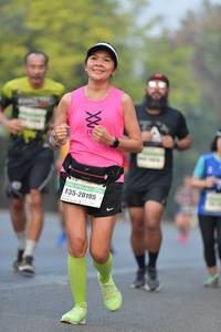 BIB: 20195
                            <button type="button" onclick="openModal(7546830)" class="btn btn-primary btn-sm float-right btn-popup" data-toggle="modal" data-target=".modal-high-quality">
                        <i class="fas fa-shopping-cart"></i> Add to Cart
                    </button>
                                            <button type="button" onclick="isThisMe(7546830, true)" class="btn btn-success btn-sm float-right btn-popup btn-isme hidden" data-toggle="tooltip" data-placement="bottom" title="นี่คือรูปของคุณใช่ไหม คลิกที่นี่เพื่อเอาเข้าอัลบั้ม">
                        <i class="fas fa-plus"></i> Add to album
                    </button>
                    <button type="button" onclick="isThisMe(7546830, false)" class="btn btn-warning btn-sm float-right btn-popup btn-isnotme hidden">
                        <i class="fas fa-ban"></i> Remove from album
                    </button>
