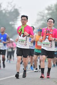 BIB: 26270, 28042
                            <button type="button" onclick="openModal(7796297)" class="btn btn-primary btn-sm float-right btn-popup" data-toggle="modal" data-target=".modal-high-quality">
                        <i class="fas fa-shopping-cart"></i> Add to Cart
                    </button>
                                            <button type="button" onclick="isThisMe(7796297, true)" class="btn btn-success btn-sm float-right btn-popup btn-isme hidden" data-toggle="tooltip" data-placement="bottom" title="นี่คือรูปของคุณใช่ไหม คลิกที่นี่เพื่อเอาเข้าอัลบั้ม">
                        <i class="fas fa-plus"></i> Add to album
                    </button>
                    <button type="button" onclick="isThisMe(7796297, false)" class="btn btn-warning btn-sm float-right btn-popup btn-isnotme hidden">
                        <i class="fas fa-ban"></i> Remove from album
                    </button>
