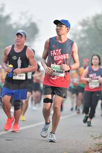 BIB: 26368
                            <button type="button" onclick="openModal(7793752)" class="btn btn-primary btn-sm float-right btn-popup" data-toggle="modal" data-target=".modal-high-quality">
                        <i class="fas fa-shopping-cart"></i> Add to Cart
                    </button>
                                            <button type="button" onclick="isThisMe(7793752, true)" class="btn btn-success btn-sm float-right btn-popup btn-isme hidden" data-toggle="tooltip" data-placement="bottom" title="นี่คือรูปของคุณใช่ไหม คลิกที่นี่เพื่อเอาเข้าอัลบั้ม">
                        <i class="fas fa-plus"></i> Add to album
                    </button>
                    <button type="button" onclick="isThisMe(7793752, false)" class="btn btn-warning btn-sm float-right btn-popup btn-isnotme hidden">
                        <i class="fas fa-ban"></i> Remove from album
                    </button>