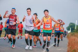 BIB: 417, 4064, 42432
                            <button type="button" onclick="openModal(9689351)" class="btn btn-primary btn-sm float-right btn-popup" data-toggle="modal" data-target=".modal-high-quality">
                        <i class="fas fa-shopping-cart"></i> Add to Cart
                    </button>
                                            <button type="button" onclick="isThisMe(9689351, true)" class="btn btn-success btn-sm float-right btn-popup btn-isme hidden" data-toggle="tooltip" data-placement="bottom" title="นี่คือรูปของคุณใช่ไหม คลิกที่นี่เพื่อเอาเข้าอัลบั้ม">
                        <i class="fas fa-plus"></i> Add to album
                    </button>
                    <button type="button" onclick="isThisMe(9689351, false)" class="btn btn-warning btn-sm float-right btn-popup btn-isnotme hidden">
                        <i class="fas fa-ban"></i> Remove from album
                    </button>