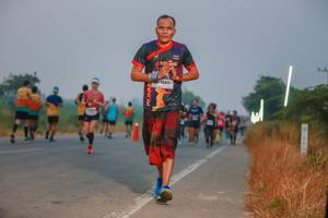 BIB: 5637
                            <button type="button" onclick="openModal(9688696)" class="btn btn-primary btn-sm float-right btn-popup" data-toggle="modal" data-target=".modal-high-quality">
                        <i class="fas fa-shopping-cart"></i> Add to Cart
                    </button>
                                            <button type="button" onclick="isThisMe(9688696, true)" class="btn btn-success btn-sm float-right btn-popup btn-isme hidden" data-toggle="tooltip" data-placement="bottom" title="นี่คือรูปของคุณใช่ไหม คลิกที่นี่เพื่อเอาเข้าอัลบั้ม">
                        <i class="fas fa-plus"></i> Add to album
                    </button>
                    <button type="button" onclick="isThisMe(9688696, false)" class="btn btn-warning btn-sm float-right btn-popup btn-isnotme hidden">
                        <i class="fas fa-ban"></i> Remove from album
                    </button>