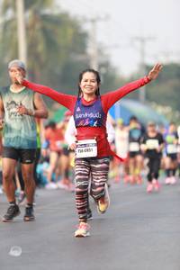 BIB: 46517
                            <button type="button" onclick="openModal(8785703)" class="btn btn-primary btn-sm float-right btn-popup" data-toggle="modal" data-target=".modal-high-quality">
                        <i class="fas fa-shopping-cart"></i> Add to Cart
                    </button>
                                            <button type="button" onclick="isThisMe(8785703, true)" class="btn btn-success btn-sm float-right btn-popup btn-isme hidden" data-toggle="tooltip" data-placement="bottom" title="นี่คือรูปของคุณใช่ไหม คลิกที่นี่เพื่อเอาเข้าอัลบั้ม">
                        <i class="fas fa-plus"></i> Add to album
                    </button>
                    <button type="button" onclick="isThisMe(8785703, false)" class="btn btn-warning btn-sm float-right btn-popup btn-isnotme hidden">
                        <i class="fas fa-ban"></i> Remove from album
                    </button>