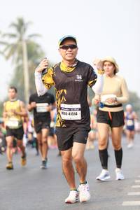BIB: 1552, 467
                            <button type="button" onclick="openModal(8774774)" class="btn btn-primary btn-sm float-right btn-popup" data-toggle="modal" data-target=".modal-high-quality">
                        <i class="fas fa-shopping-cart"></i> Add to Cart
                    </button>
                                            <button type="button" onclick="isThisMe(8774774, true)" class="btn btn-success btn-sm float-right btn-popup btn-isme hidden" data-toggle="tooltip" data-placement="bottom" title="นี่คือรูปของคุณใช่ไหม คลิกที่นี่เพื่อเอาเข้าอัลบั้ม">
                        <i class="fas fa-plus"></i> Add to album
                    </button>
                    <button type="button" onclick="isThisMe(8774774, false)" class="btn btn-warning btn-sm float-right btn-popup btn-isnotme hidden">
                        <i class="fas fa-ban"></i> Remove from album
                    </button>