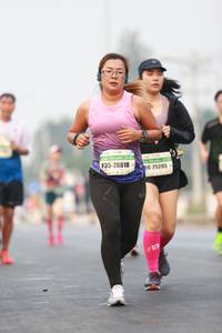 BIB: 26818, 25205
                            <button type="button" onclick="openModal(9335267)" class="btn btn-primary btn-sm float-right btn-popup" data-toggle="modal" data-target=".modal-high-quality">
                        <i class="fas fa-shopping-cart"></i> Add to Cart
                    </button>
                                            <button type="button" onclick="isThisMe(9335267, true)" class="btn btn-success btn-sm float-right btn-popup btn-isme hidden" data-toggle="tooltip" data-placement="bottom" title="นี่คือรูปของคุณใช่ไหม คลิกที่นี่เพื่อเอาเข้าอัลบั้ม">
                        <i class="fas fa-plus"></i> Add to album
                    </button>
                    <button type="button" onclick="isThisMe(9335267, false)" class="btn btn-warning btn-sm float-right btn-popup btn-isnotme hidden">
                        <i class="fas fa-ban"></i> Remove from album
                    </button>