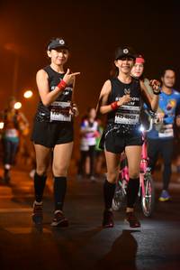 BIB: 40430
                            <button type="button" onclick="openModal(7664813)" class="btn btn-primary btn-sm float-right btn-popup" data-toggle="modal" data-target=".modal-high-quality">
                        <i class="fas fa-shopping-cart"></i> Add to Cart
                    </button>
                                            <button type="button" onclick="isThisMe(7664813, true)" class="btn btn-success btn-sm float-right btn-popup btn-isme hidden" data-toggle="tooltip" data-placement="bottom" title="นี่คือรูปของคุณใช่ไหม คลิกที่นี่เพื่อเอาเข้าอัลบั้ม">
                        <i class="fas fa-plus"></i> Add to album
                    </button>
                    <button type="button" onclick="isThisMe(7664813, false)" class="btn btn-warning btn-sm float-right btn-popup btn-isnotme hidden">
                        <i class="fas fa-ban"></i> Remove from album
                    </button>