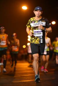 BIB: 100, 42026
                            <button type="button" onclick="openModal(7734834)" class="btn btn-primary btn-sm float-right btn-popup" data-toggle="modal" data-target=".modal-high-quality">
                        <i class="fas fa-shopping-cart"></i> Add to Cart
                    </button>
                                            <button type="button" onclick="isThisMe(7734834, true)" class="btn btn-success btn-sm float-right btn-popup btn-isme hidden" data-toggle="tooltip" data-placement="bottom" title="นี่คือรูปของคุณใช่ไหม คลิกที่นี่เพื่อเอาเข้าอัลบั้ม">
                        <i class="fas fa-plus"></i> Add to album
                    </button>
                    <button type="button" onclick="isThisMe(7734834, false)" class="btn btn-warning btn-sm float-right btn-popup btn-isnotme hidden">
                        <i class="fas fa-ban"></i> Remove from album
                    </button>