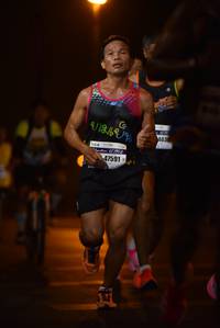 BIB: 403, 47591
                            <button type="button" onclick="openModal(7702607)" class="btn btn-primary btn-sm float-right btn-popup" data-toggle="modal" data-target=".modal-high-quality">
                        <i class="fas fa-shopping-cart"></i> Add to Cart
                    </button>
                                            <button type="button" onclick="isThisMe(7702607, true)" class="btn btn-success btn-sm float-right btn-popup btn-isme hidden" data-toggle="tooltip" data-placement="bottom" title="นี่คือรูปของคุณใช่ไหม คลิกที่นี่เพื่อเอาเข้าอัลบั้ม">
                        <i class="fas fa-plus"></i> Add to album
                    </button>
                    <button type="button" onclick="isThisMe(7702607, false)" class="btn btn-warning btn-sm float-right btn-popup btn-isnotme hidden">
                        <i class="fas fa-ban"></i> Remove from album
                    </button>