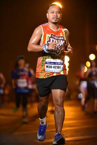 BIB: 42101
                            <button type="button" onclick="openModal(7721431)" class="btn btn-primary btn-sm float-right btn-popup" data-toggle="modal" data-target=".modal-high-quality">
                        <i class="fas fa-shopping-cart"></i> Add to Cart
                    </button>
                                            <button type="button" onclick="isThisMe(7721431, true)" class="btn btn-success btn-sm float-right btn-popup btn-isme hidden" data-toggle="tooltip" data-placement="bottom" title="นี่คือรูปของคุณใช่ไหม คลิกที่นี่เพื่อเอาเข้าอัลบั้ม">
                        <i class="fas fa-plus"></i> Add to album
                    </button>
                    <button type="button" onclick="isThisMe(7721431, false)" class="btn btn-warning btn-sm float-right btn-popup btn-isnotme hidden">
                        <i class="fas fa-ban"></i> Remove from album
                    </button>