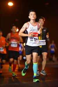 BIB: 111
                            <button type="button" onclick="openModal(7722094)" class="btn btn-primary btn-sm float-right btn-popup" data-toggle="modal" data-target=".modal-high-quality">
                        <i class="fas fa-shopping-cart"></i> Add to Cart
                    </button>
                                            <button type="button" onclick="isThisMe(7722094, true)" class="btn btn-success btn-sm float-right btn-popup btn-isme hidden" data-toggle="tooltip" data-placement="bottom" title="นี่คือรูปของคุณใช่ไหม คลิกที่นี่เพื่อเอาเข้าอัลบั้ม">
                        <i class="fas fa-plus"></i> Add to album
                    </button>
                    <button type="button" onclick="isThisMe(7722094, false)" class="btn btn-warning btn-sm float-right btn-popup btn-isnotme hidden">
                        <i class="fas fa-ban"></i> Remove from album
                    </button>