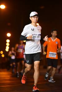 BIB: 41221
                            <button type="button" onclick="openModal(7726732)" class="btn btn-primary btn-sm float-right btn-popup" data-toggle="modal" data-target=".modal-high-quality">
                        <i class="fas fa-shopping-cart"></i> Add to Cart
                    </button>
                                            <button type="button" onclick="isThisMe(7726732, true)" class="btn btn-success btn-sm float-right btn-popup btn-isme hidden" data-toggle="tooltip" data-placement="bottom" title="นี่คือรูปของคุณใช่ไหม คลิกที่นี่เพื่อเอาเข้าอัลบั้ม">
                        <i class="fas fa-plus"></i> Add to album
                    </button>
                    <button type="button" onclick="isThisMe(7726732, false)" class="btn btn-warning btn-sm float-right btn-popup btn-isnotme hidden">
                        <i class="fas fa-ban"></i> Remove from album
                    </button>