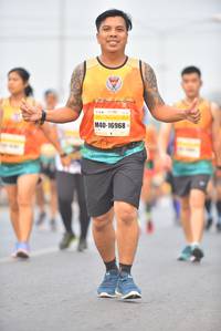 BIB: 16968
                            <button type="button" onclick="openModal(7457361)" class="btn btn-primary btn-sm float-right btn-popup" data-toggle="modal" data-target=".modal-high-quality">
                        <i class="fas fa-shopping-cart"></i> Add to Cart
                    </button>
                                            <button type="button" onclick="isThisMe(7457361, true)" class="btn btn-success btn-sm float-right btn-popup btn-isme hidden" data-toggle="tooltip" data-placement="bottom" title="นี่คือรูปของคุณใช่ไหม คลิกที่นี่เพื่อเอาเข้าอัลบั้ม">
                        <i class="fas fa-plus"></i> Add to album
                    </button>
                    <button type="button" onclick="isThisMe(7457361, false)" class="btn btn-warning btn-sm float-right btn-popup btn-isnotme hidden">
                        <i class="fas fa-ban"></i> Remove from album
                    </button>