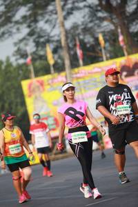 BIB: 23423, 20164
                            <button type="button" onclick="openModal(10118215)" class="btn btn-primary btn-sm float-right btn-popup" data-toggle="modal" data-target=".modal-high-quality">
                        <i class="fas fa-shopping-cart"></i> Add to Cart
                    </button>
                                            <button type="button" onclick="isThisMe(10118215, true)" class="btn btn-success btn-sm float-right btn-popup btn-isme hidden" data-toggle="tooltip" data-placement="bottom" title="นี่คือรูปของคุณใช่ไหม คลิกที่นี่เพื่อเอาเข้าอัลบั้ม">
                        <i class="fas fa-plus"></i> Add to album
                    </button>
                    <button type="button" onclick="isThisMe(10118215, false)" class="btn btn-warning btn-sm float-right btn-popup btn-isnotme hidden">
                        <i class="fas fa-ban"></i> Remove from album
                    </button>