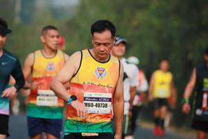 BIB: 195, 40738
                            <button type="button" onclick="openModal(9978310)" class="btn btn-primary btn-sm float-right btn-popup" data-toggle="modal" data-target=".modal-high-quality">
                        <i class="fas fa-shopping-cart"></i> Add to Cart
                    </button>
                                            <button type="button" onclick="isThisMe(9978310, true)" class="btn btn-success btn-sm float-right btn-popup btn-isme hidden" data-toggle="tooltip" data-placement="bottom" title="นี่คือรูปของคุณใช่ไหม คลิกที่นี่เพื่อเอาเข้าอัลบั้ม">
                        <i class="fas fa-plus"></i> Add to album
                    </button>
                    <button type="button" onclick="isThisMe(9978310, false)" class="btn btn-warning btn-sm float-right btn-popup btn-isnotme hidden">
                        <i class="fas fa-ban"></i> Remove from album
                    </button>