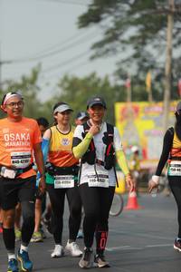 BIB: 4210, 1637, 41966
                            <button type="button" onclick="openModal(10022844)" class="btn btn-primary btn-sm float-right btn-popup" data-toggle="modal" data-target=".modal-high-quality">
                        <i class="fas fa-shopping-cart"></i> Add to Cart
                    </button>
                                            <button type="button" onclick="isThisMe(10022844, true)" class="btn btn-success btn-sm float-right btn-popup btn-isme hidden" data-toggle="tooltip" data-placement="bottom" title="นี่คือรูปของคุณใช่ไหม คลิกที่นี่เพื่อเอาเข้าอัลบั้ม">
                        <i class="fas fa-plus"></i> Add to album
                    </button>
                    <button type="button" onclick="isThisMe(10022844, false)" class="btn btn-warning btn-sm float-right btn-popup btn-isnotme hidden">
                        <i class="fas fa-ban"></i> Remove from album
                    </button>