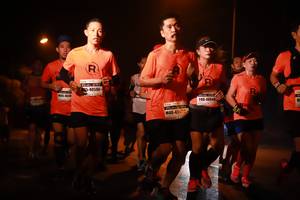 BIB: 4640, 4804
                            <button type="button" onclick="openModal(10043974)" class="btn btn-primary btn-sm float-right btn-popup" data-toggle="modal" data-target=".modal-high-quality">
                        <i class="fas fa-shopping-cart"></i> Add to Cart
                    </button>
                                            <button type="button" onclick="isThisMe(10043974, true)" class="btn btn-success btn-sm float-right btn-popup btn-isme hidden" data-toggle="tooltip" data-placement="bottom" title="นี่คือรูปของคุณใช่ไหม คลิกที่นี่เพื่อเอาเข้าอัลบั้ม">
                        <i class="fas fa-plus"></i> Add to album
                    </button>
                    <button type="button" onclick="isThisMe(10043974, false)" class="btn btn-warning btn-sm float-right btn-popup btn-isnotme hidden">
                        <i class="fas fa-ban"></i> Remove from album
                    </button>